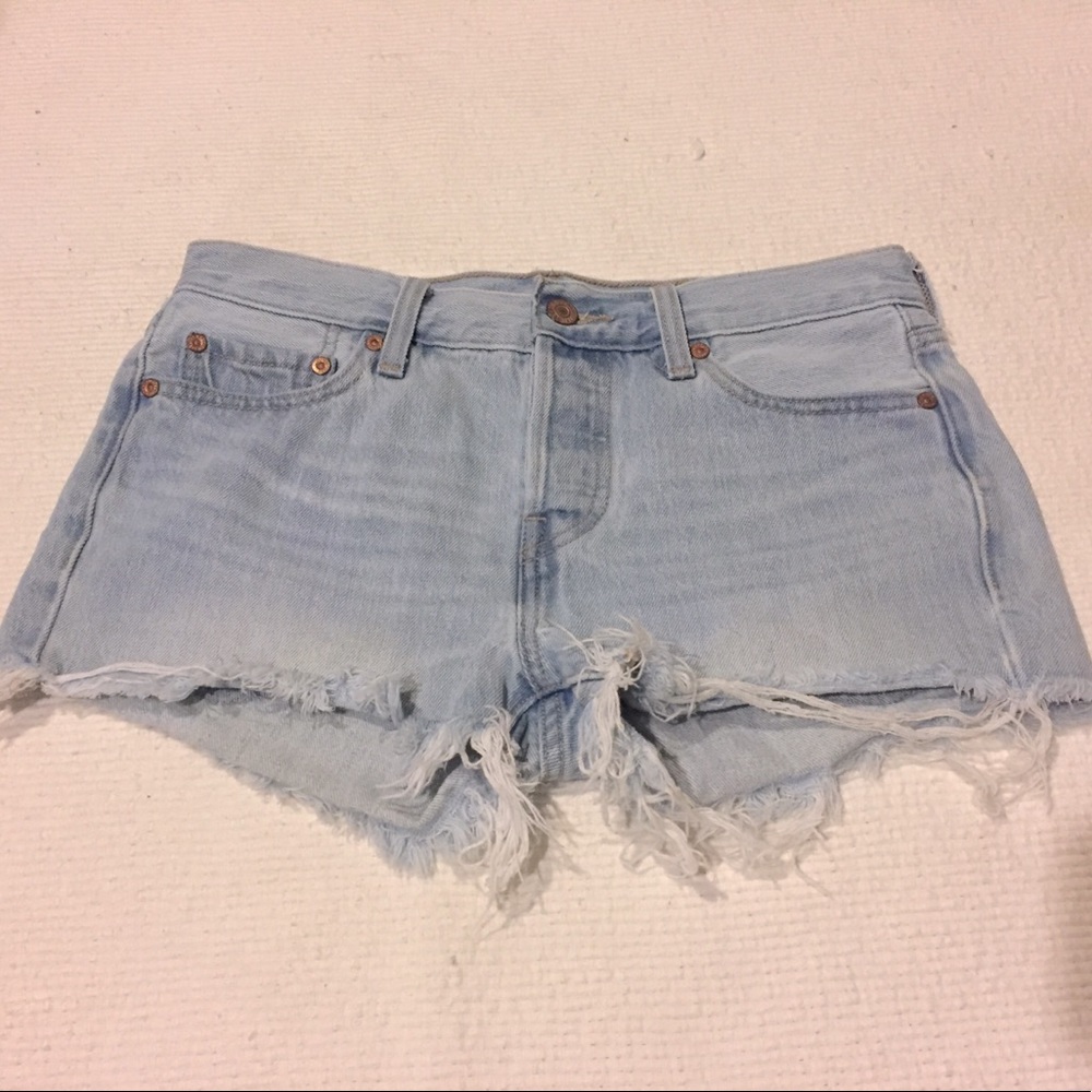 Levi’s denim shorts